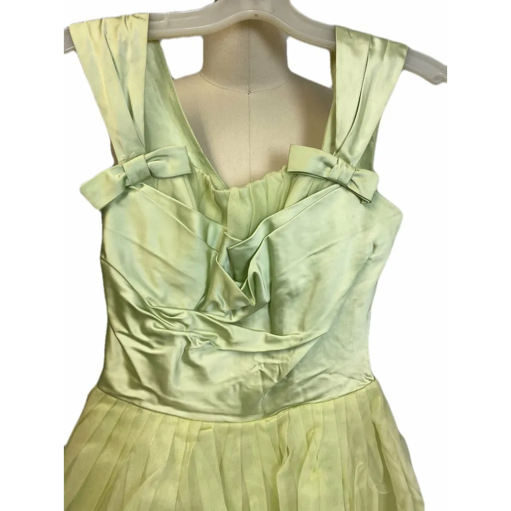 1950's Vintage Green Dress Prom Party Full SKirt Rockabilly  Nylon Sz XS