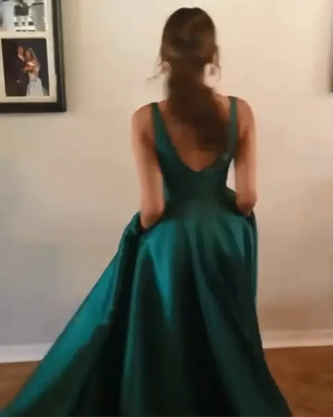 Green Prom Dress with Pockets, Prom Dresses, Evening Dress, Dance Dress, Graduation School Party Gown, PC0413